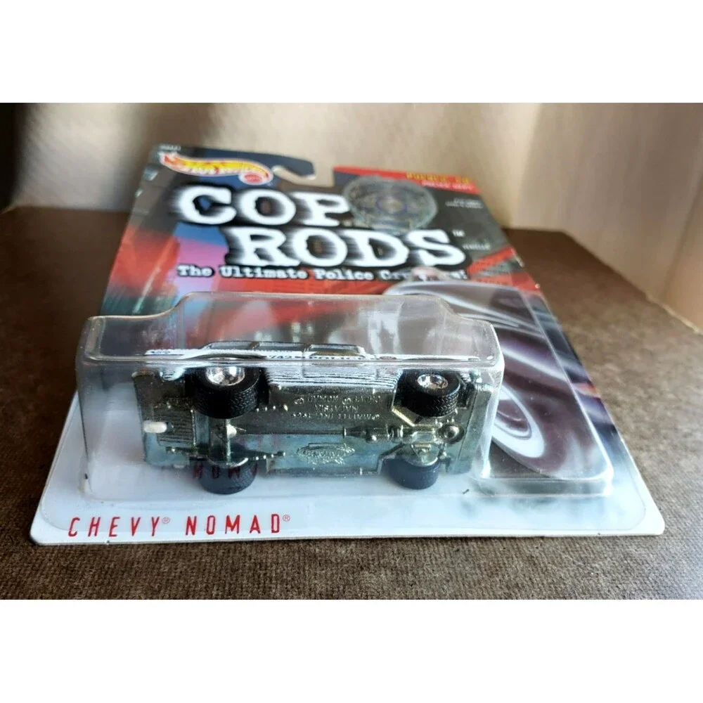 1999 Hot Wheels CHEVY NOMAD White & Black COP RODS Pueblo CO Police Dept 1:64 RR